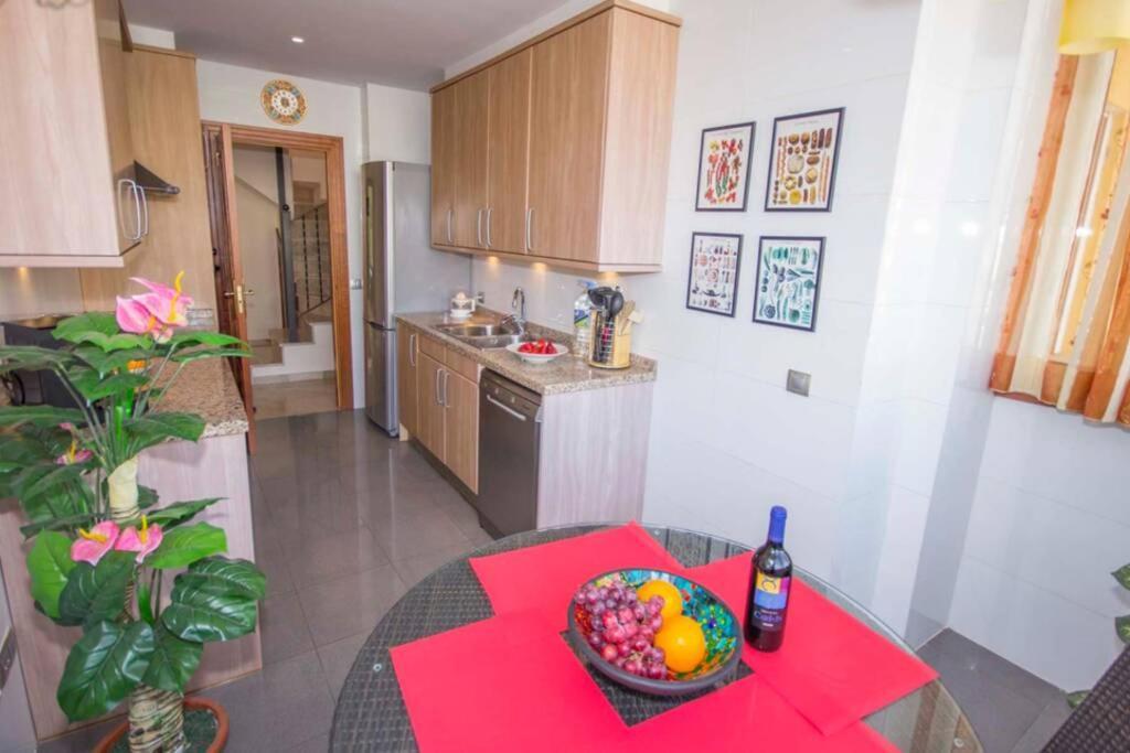 Casa Tres Vistas Luxury Apartment With Stunning Views To The Ocean Puerto de Santiago  Exterior foto