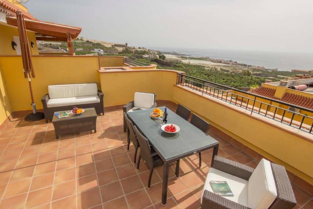 Casa Tres Vistas Luxury Apartment With Stunning Views To The Ocean Puerto de Santiago  Exterior foto